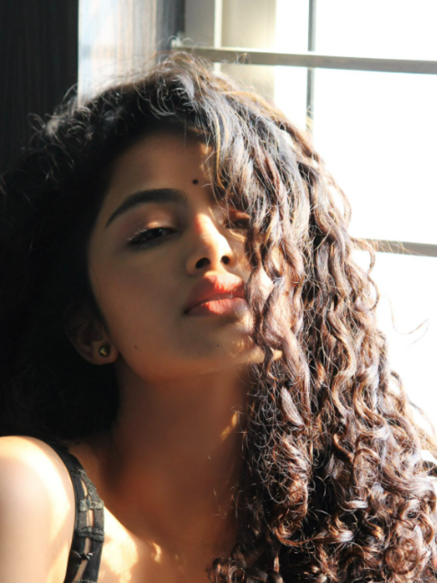 Times when Anupama Parameswaran made heads turn with her fab looks ...