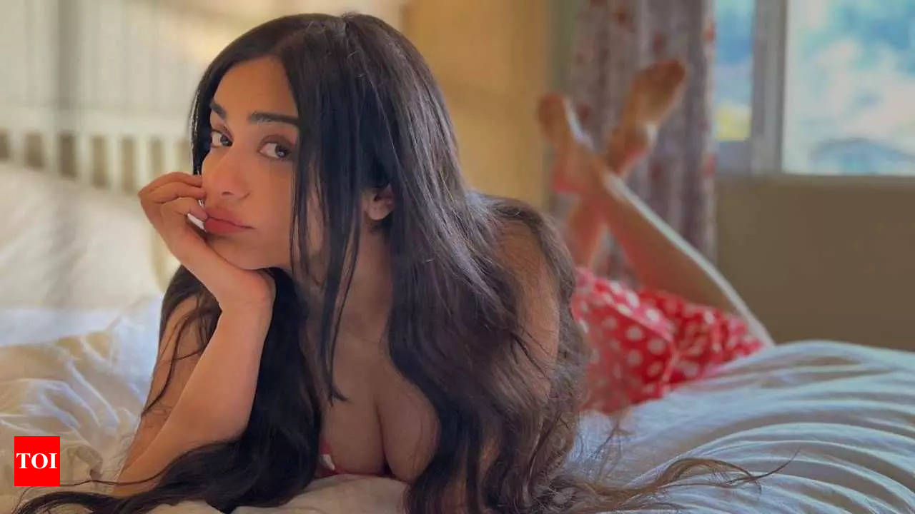 Adah Sharma reveals people had advised her to get a nose job: It is too  late now | Hindi Movie News - Times of India