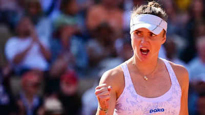 Svitolina beats Blinkova to move into French Open fourth round