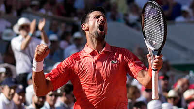 Novak Djokovic survives Davidovich Fokina scare to make French Open fourth round