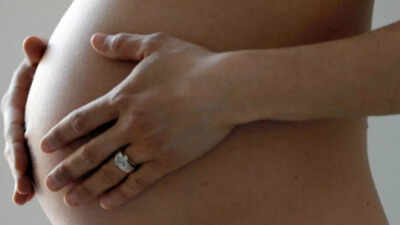 In a 1st, Aegon to insure surrogate moms, donors