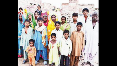 16K Pak Hindus yet to get Indian citizenship due to govt's apathy