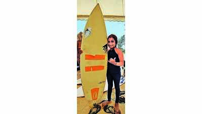 Churmuri seller’s daughter learns surfing to save lives