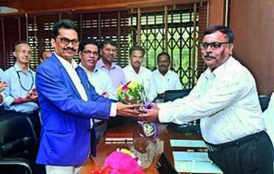 Yadapadithaya retires, Amin takes charge as acting MU VC