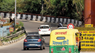 Height barrier on Barapullah Corridor broken within days