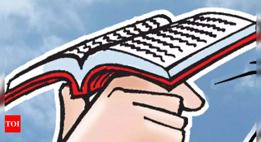 Reading of preamble to be mandatory in Karnataka schools | Bengaluru News -  Times of India