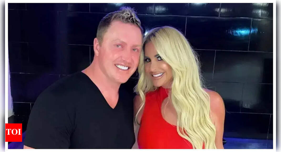 Kroy Biermann, Kim ZolciakBiermann in bitter custody battle English