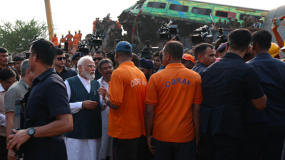 PM Modi visits train accident site in Balasore, interacts with officials
