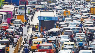 PIL in HC wants separate road lane for 2-wheelers; notice issued to TN