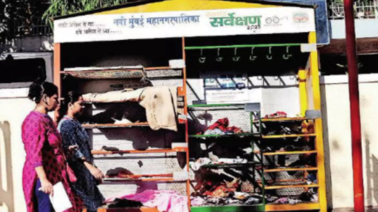 Where To Donate Old Clothes In Mumbai