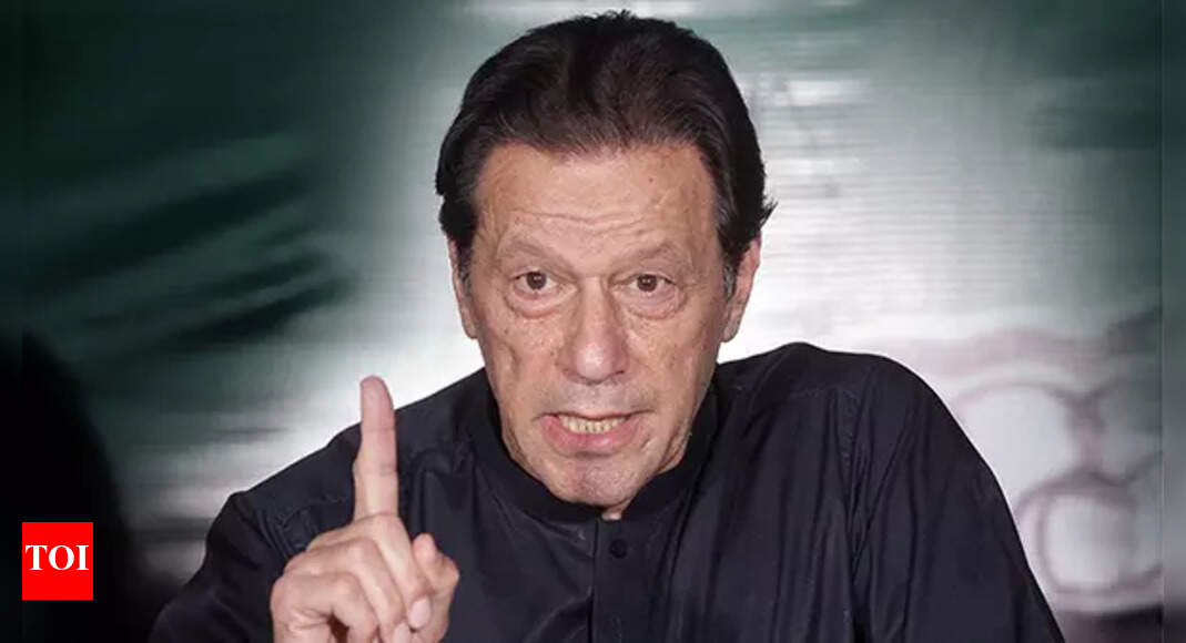 In Imran vs army battle, Pakistan is the loser - Times of India