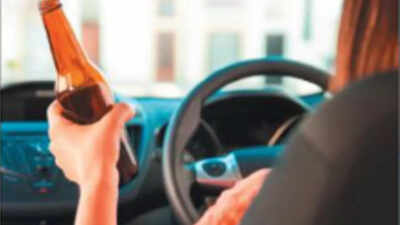 Sparks fly as drunk woman at wheel sends SOS, friend texts abuse to cops in Hyderabad
