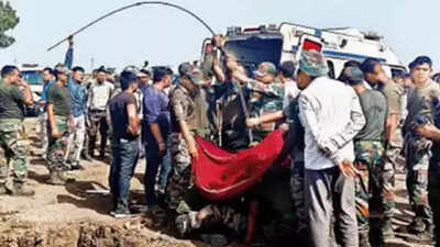Girl, 2, who fell into 200-foot-deep borewell in Gujarat's Jamnagar dies, body recovered