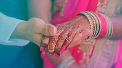 Newly wed couple dies of cardiac arrest on wedding night in Uttar Pradesh's Bahraich, cremated on same pyre