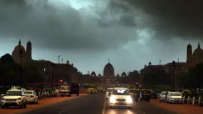 Western winds may keep Delhi's temperature in check