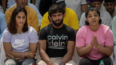 Wrestlers Protest: Bajrang Punia, Sakshi Malik, Vinesh Phogat meet Amit Shah, share concerns