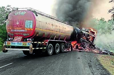 Three charred to death, one injured in truck-tanker collision
