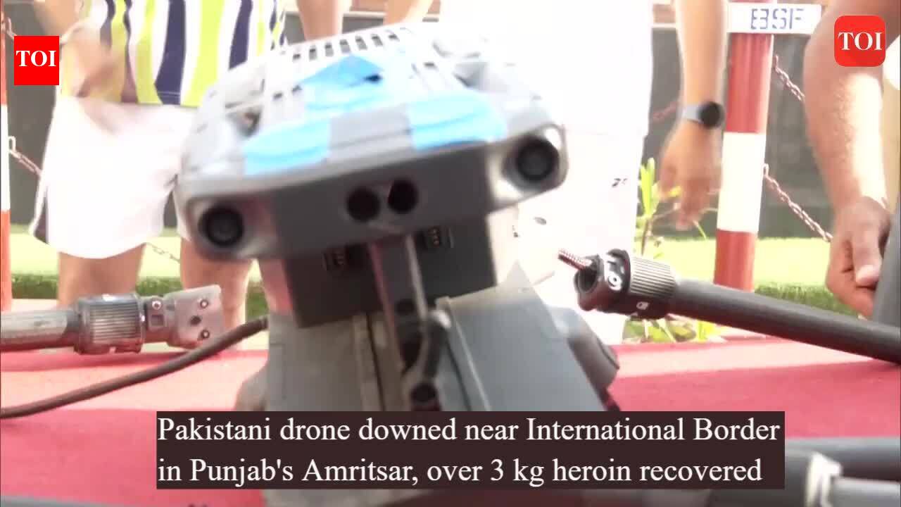 Pakistani drone downed near IB in Punjab's Amritsar; over 3 kg heroin ...