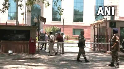 Fire breaks out at Jawaharlal Nehru Bhawan in Delhi