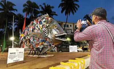 Must be mindful of environment, avoid dumping plastic into waterbodies: CM
