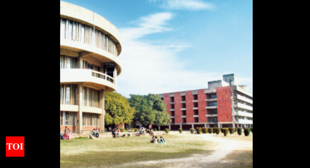Details more than 71 punjab university logo super hot - ceg.edu.vn