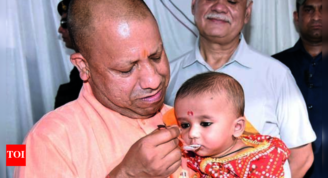 PM Modi wishes CM Yogi on his 51st birthday, lauds his 'great ...