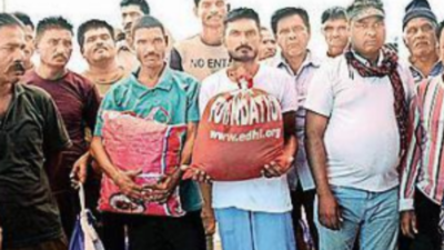 Fishermen from Pak jails arrive in state
