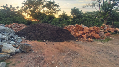 Waste mounds dumped on Aravali near landfill, MCG says ‘not toxic’