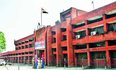 Inmates who accused officials of thrashing booked for making a video from central jail