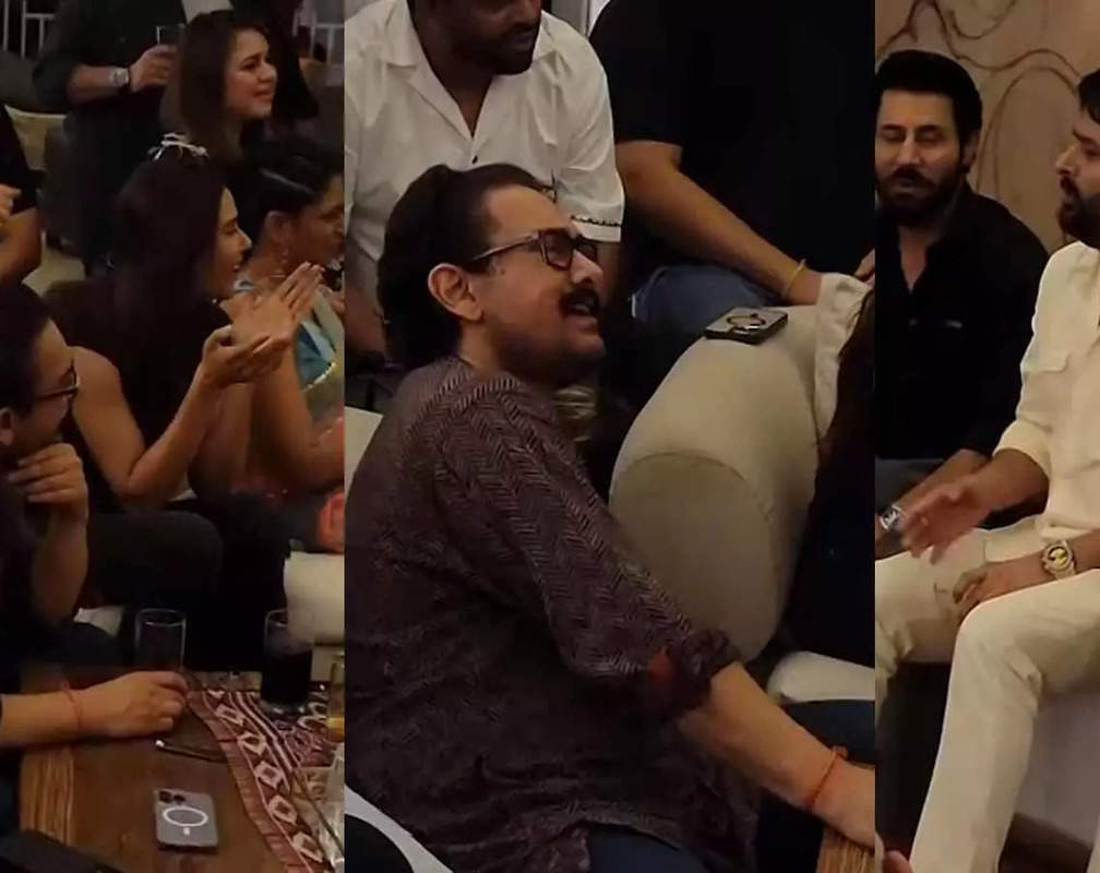 
Archana Puran Singh reunites with her 'Raja Hindustani' co-star Aamir Khan over a jam session with Kapil Sharma- Watch IT
