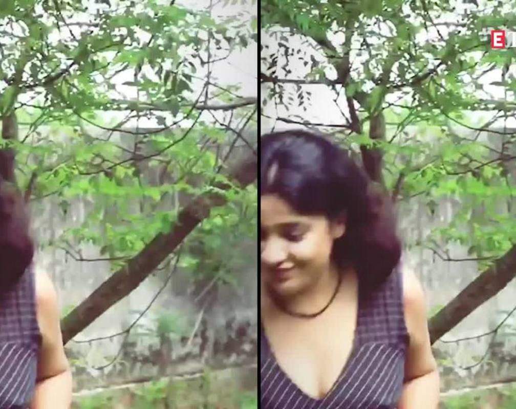 
Archana Kavi recreates her look from ‘Neelathamara'
