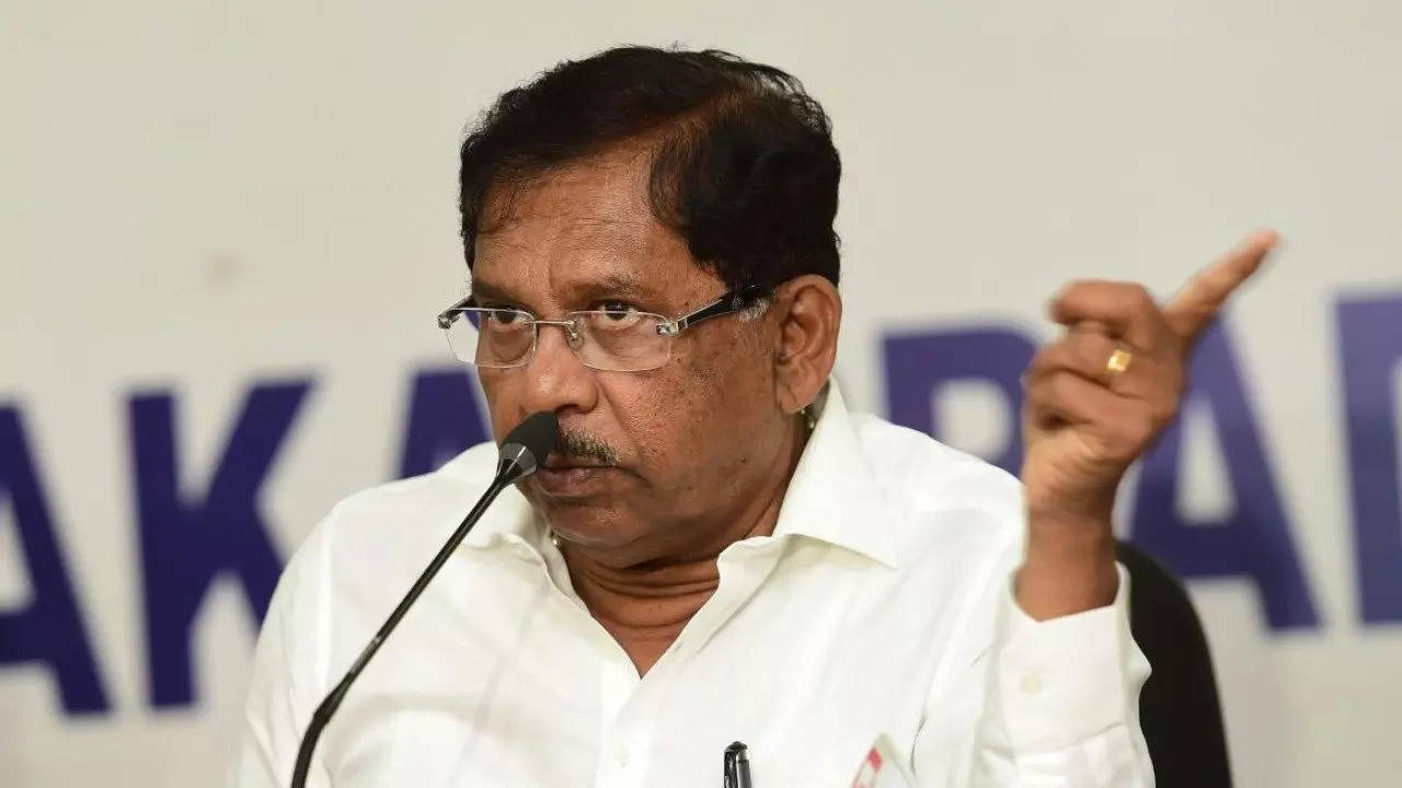Special squad to be set up in Karnataka to check moral policing: Home  minister G Parameshwara | India News - Times of India
