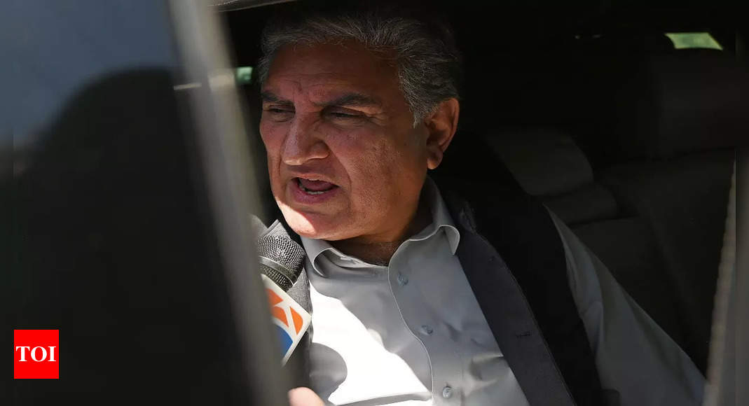 Former Pakistan foreign minister Qureshi released from Rawalpindi prison; to meet Imran Khan tomorrow – Times of India