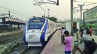 Vande Bharat Exp coaches for J'khand-Bihar route arrive