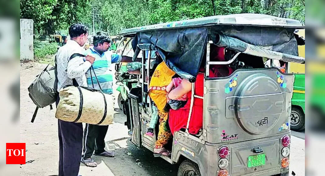 Rail Passengers Complain Of ‘harassment’ By Auto Drivers Chandigarh