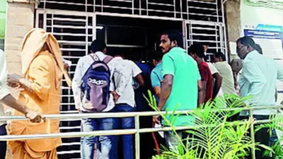 Blood stocks go up six times after Odisha train accident as donors queue up