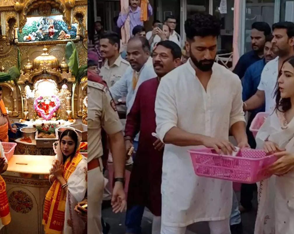
WATCH: Vicky Kaushal and Sara Ali Khan distribute sweets after offering prayers at Siddhivinayak Temple
