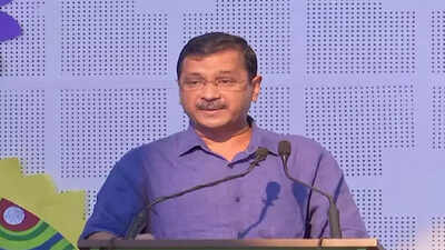 Arvind Kejriwal gets emotional talking about Manish Sisodia