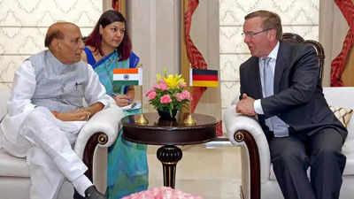 Indian, German firms ink MoU to bid for Rs 42,000 crore deal to build 6 submarines