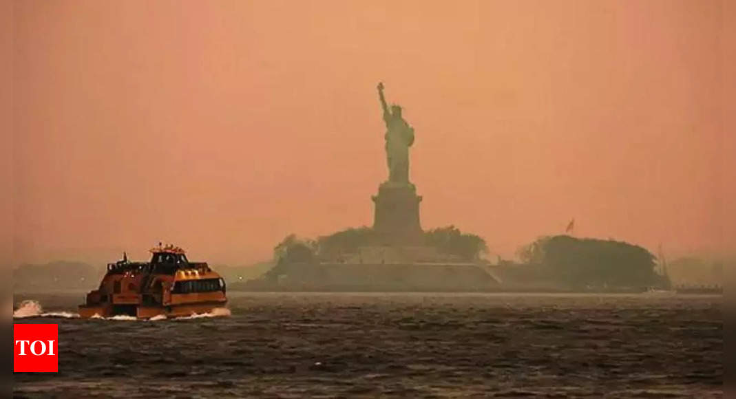 Canada wildfire pushes NYC air quality to among worst in world