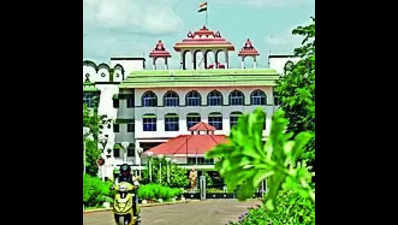 Why no disciplinary action yet against Trichy CEO, DEO: HC
