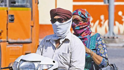 Close to 40 degree Celsius, mercury to stay high in Delhi for now