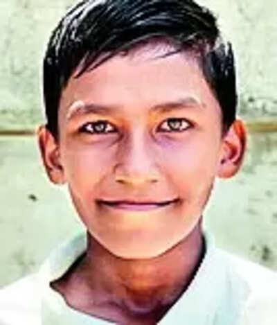 Maana & Anshul lead Guj challenge at swimming natls