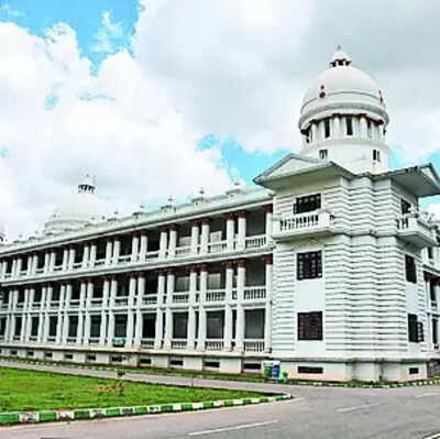 DC office shifted to new complex at Siddharth Nagar