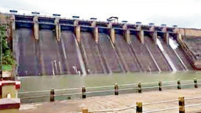 Silt Curtails The Storage Capacity Of B’gavi’s Hidkal Dam, Raising ...