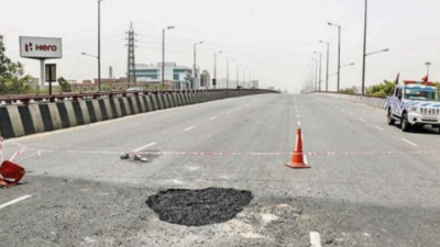 Hole in flyover: Project manager of pvt firm held
