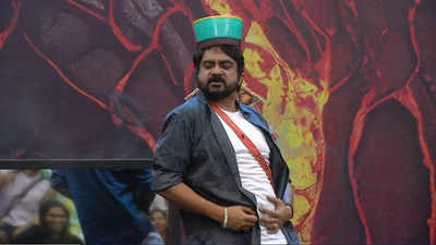 Bigg Boss Malayalam 5: Shiju steals the show with his stunning dance moves