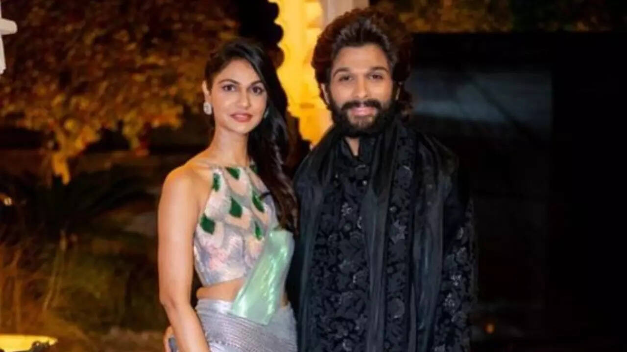 Body language expert decodes Allu Arjun and Sneha Reddy's relationship -  Times of India