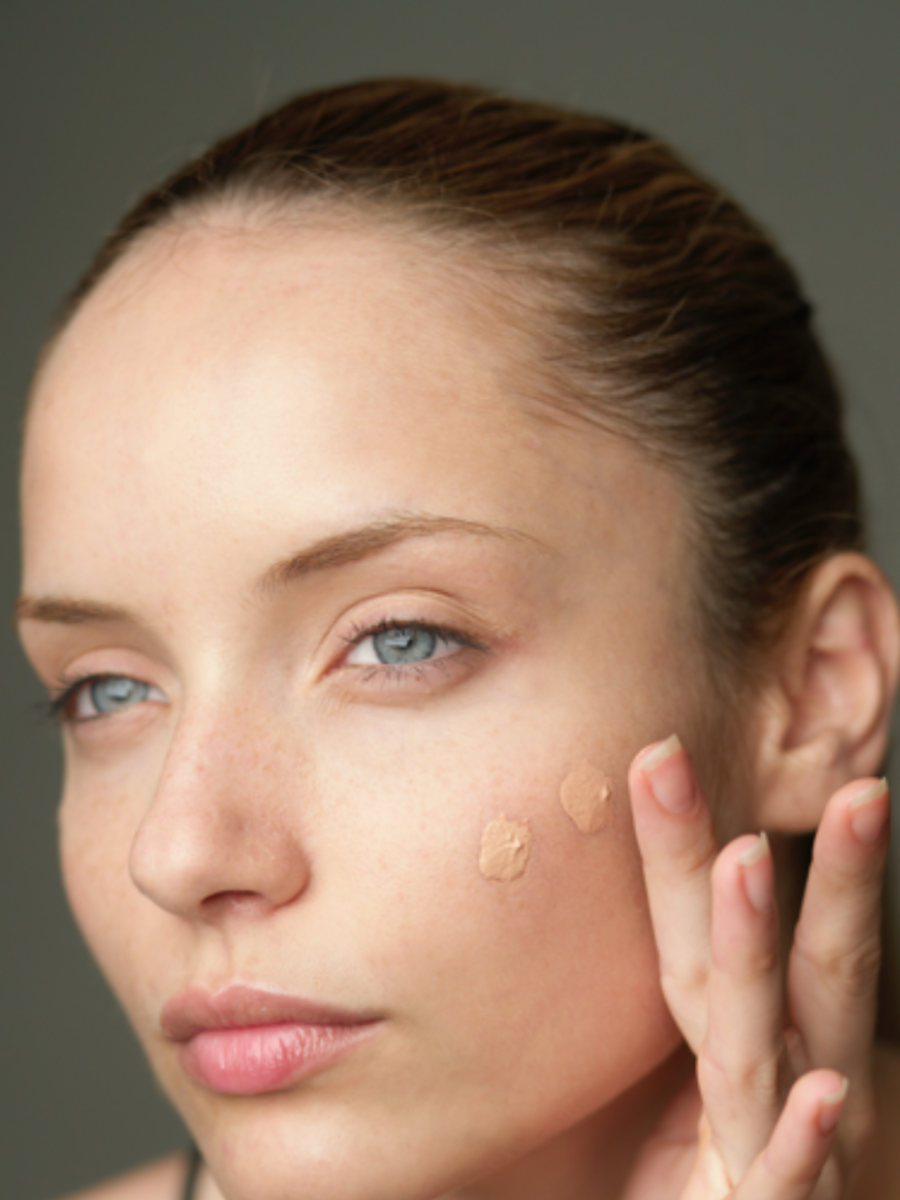 8-tips-to-apply-foundation-flawlessly-times-now