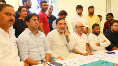 AAP's Gopal Rai reviews preparations for 'Maha-Rally' against Centre's ordinance